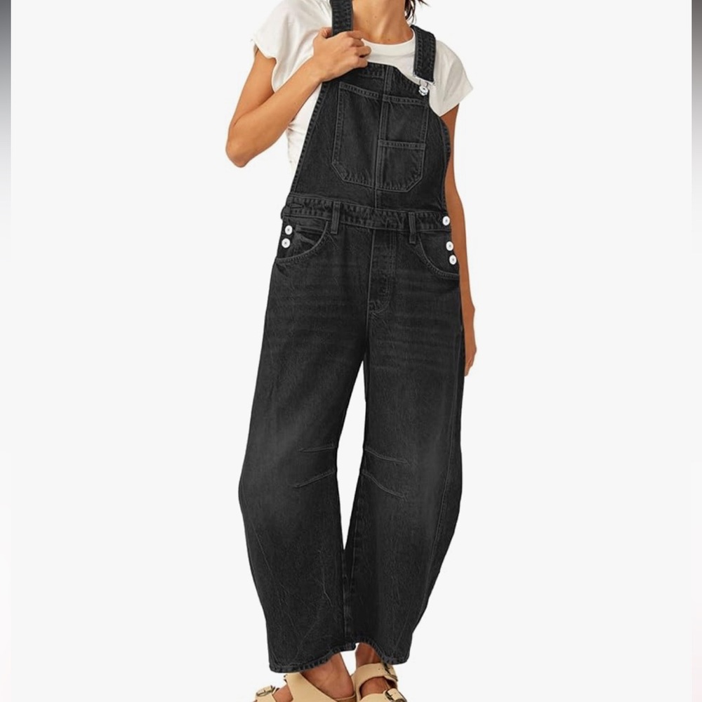 Stylish Black Jumpsuit for Women - Picture 2 of 8